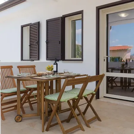 Casa Antu - Con 2 In Centro Abitato بيت للعطل